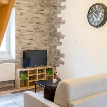 T2 Contemporain Idealement Situe Briançon Exterior foto