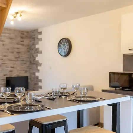 T2 Contemporain Idealement Situe Briançon Exterior foto