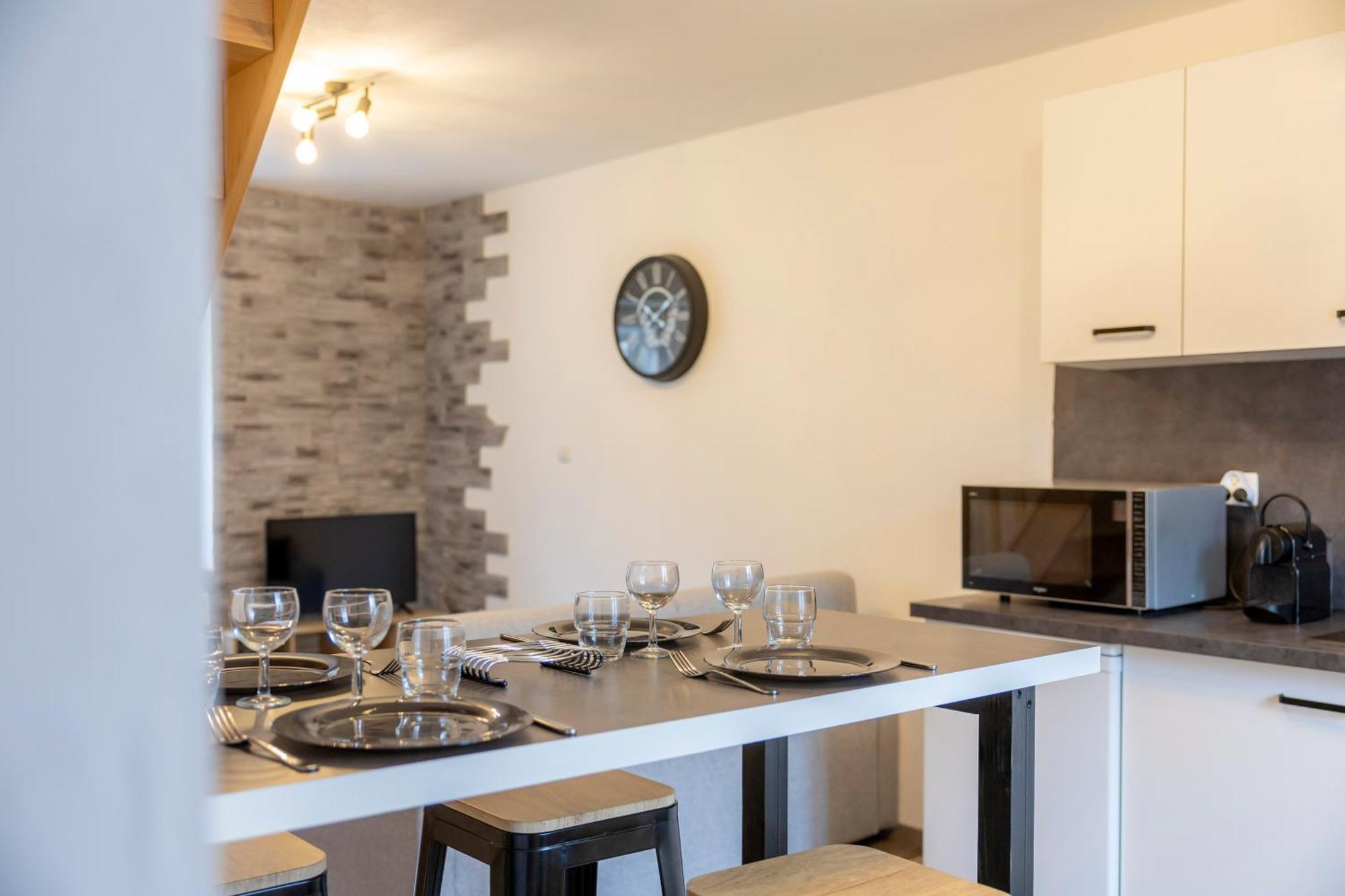 T2 Contemporain Idéalement Situé * Briançon