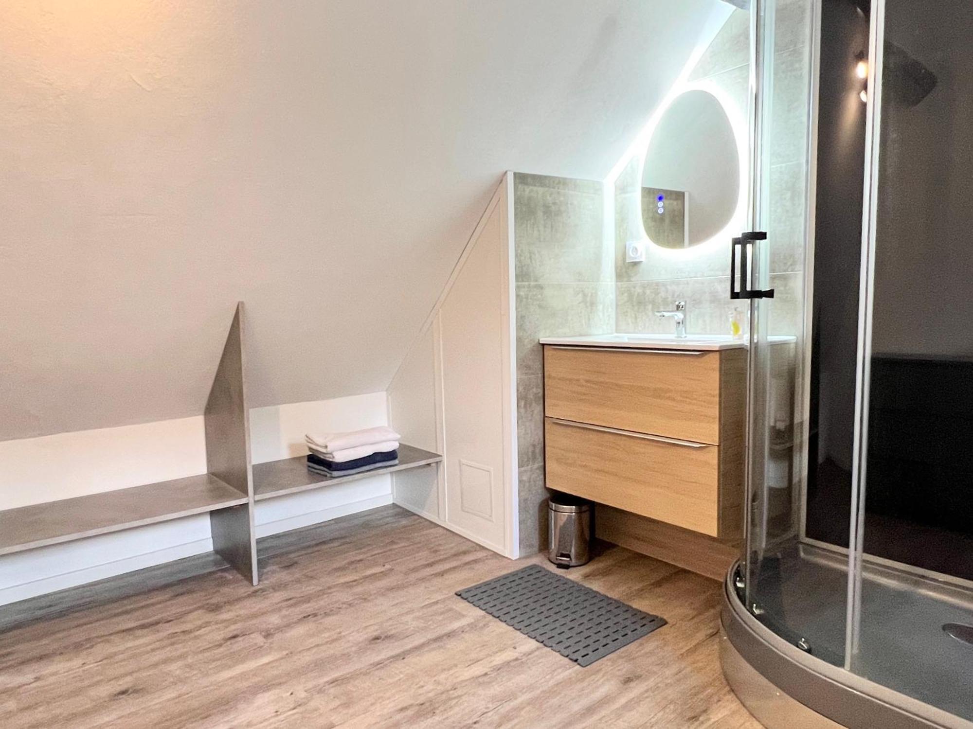 T2 Contemporain Idéalement Situé Appartement